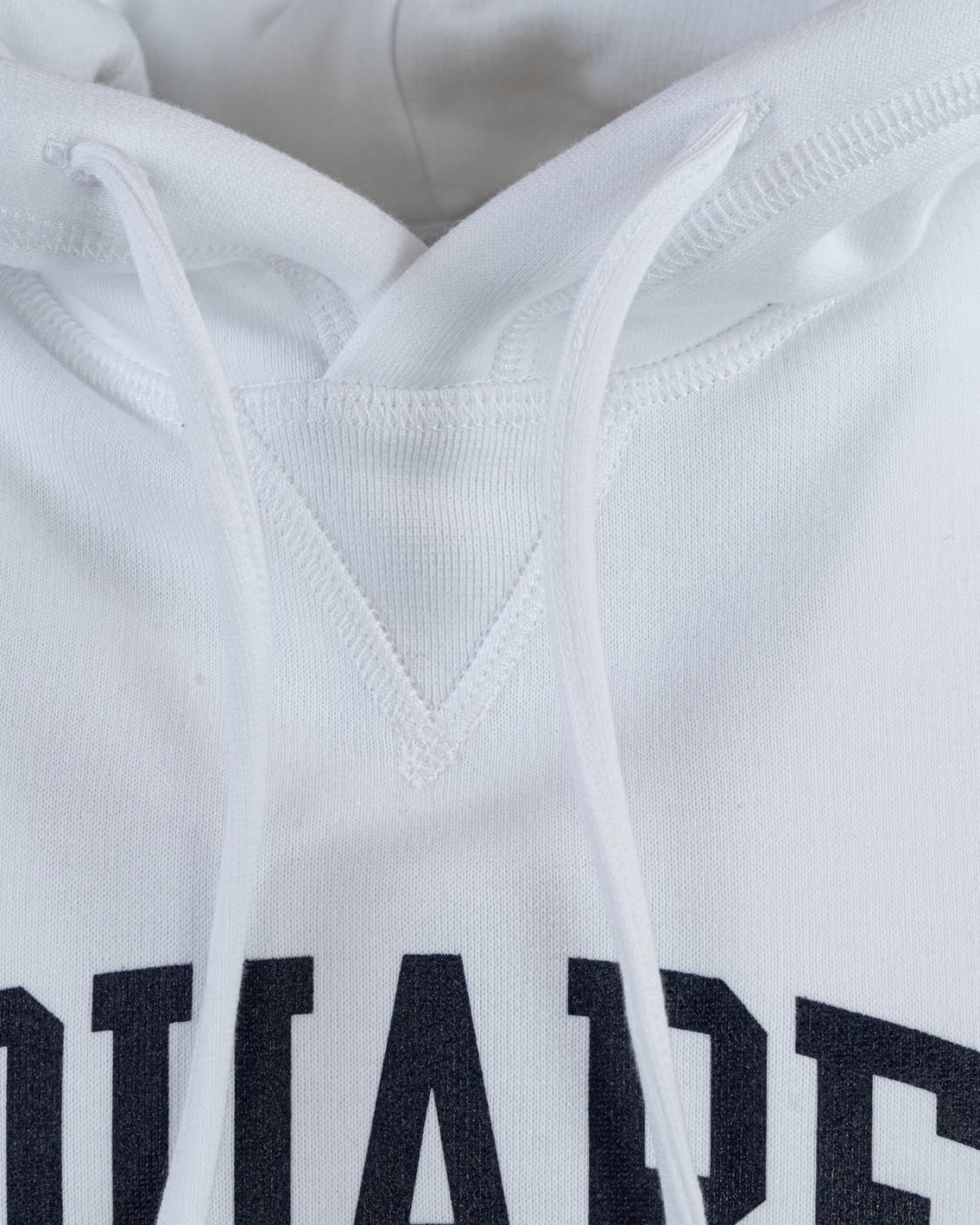shop DSQUARED2 Saldi Felpa: Dsquared2 felpa in cotone.
Vestibilità regular.
Cappuccio con coulisse.
Maniche lunghe.
Stampa "DSQUARED2 UNIVERSITY" sul davanti.
Composizione: 100% Cotone.
Prodotto in Italia.. GU0744 S25516-100 number 4849407